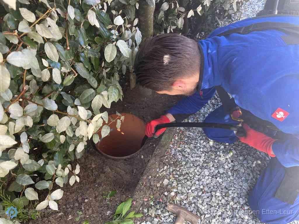 Verstopt Riool Ontstoppen Etten-Leur Verstopt Riool Ontstoppen Etten-Leur